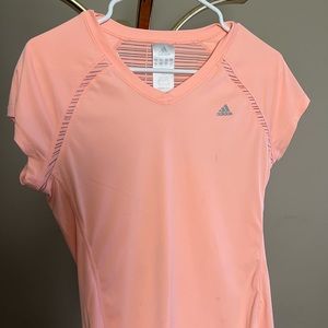 2 pack workout shirts size S/M